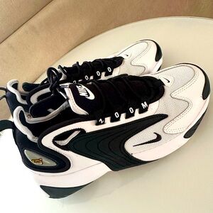 NIKE Zoom 2k “White Black” Sneakers 7.5